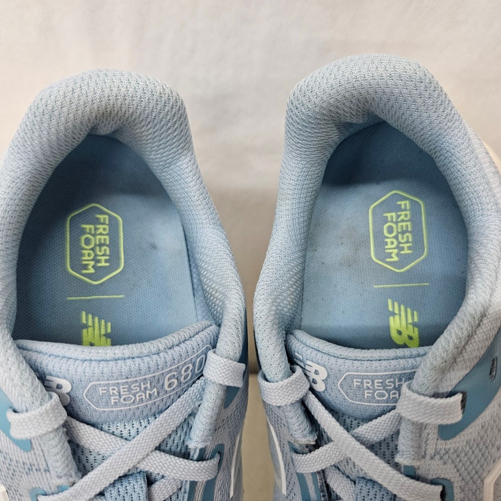 New Balance Fresh Foam 680v8‎ Running Shoes W680LT8 Light Blue Womens Size 8.5 - Picture 5 of 10